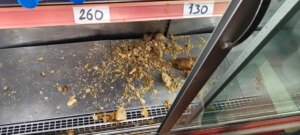 erzurumda tavuk dunyasinda korku dolu anlar donmus sise patladi Id7d2fQS.jpg